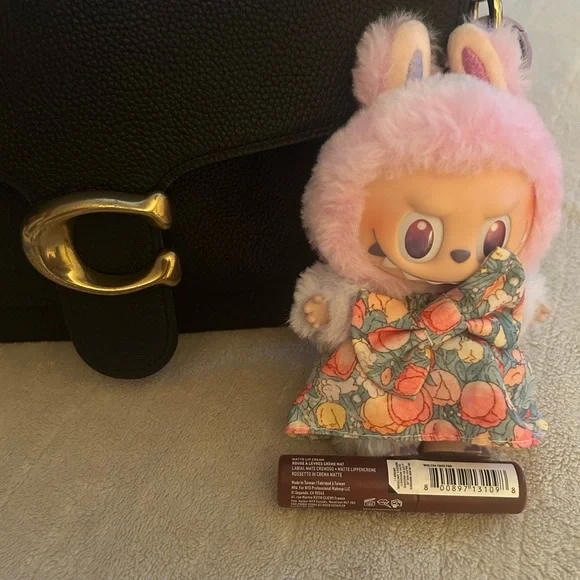 NYX❤️ Smooth Whip Matte Lip Crème - Picture 2 of 2